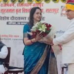 Hema Malini Instagram - I was awarded an honorary Doctorate yday by the Maharaja Surajmal Brij University, Bharatpur, Rajasthan. Present on the occasion were Shri. Rajendra Yadav, Hon'ble MoS, Dept of Higher Education, Govt of Rajasthan, HM, Shri. Kalraj Mishra Ji, Hon'ble Governor of Rajasthan, Hon'ble Minister for Higher Education, Rajasthan Government, Dr. Dalveer Bhandari , Hon'ble Justice at the International Court of Justice, Hague, Netherlands, Professor Ramesh Chandra, Vice-Chancellor, Maharaja Soorajmal Brij University, Bharatpur. #doctorate #honorarydoctorate