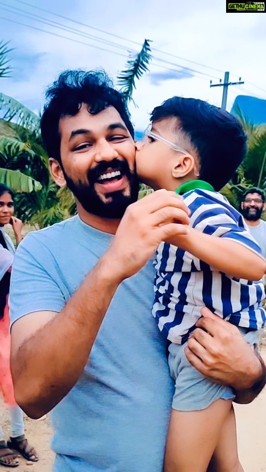 Hiphop Tamizha Instagram - Anna ❤️ @hiphoptamizha . . . #hiphop #hiphoptamizha #hiphopthamizha #hiphoptamizhaadhi #hiphopmusic #tamil #actor #trending #viral #love #music #ownvoice #coimbatore #kovai #kovai_shinchanboy01 Coimbatore, Tamil Nadu