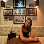 Hitha Chandrashekar Instagram - Pic 1- was reading the summer specials Pic 2 - decided to go with the usual 🤣 #iamwhoiam