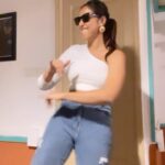 Hitha Chandrashekar Instagram - RCB FAN ANDMELE DANCE MAAD’de IRTHIVA GURU? #rcb #rcbfans #boldarmy