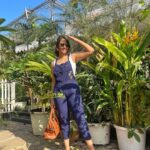 Hitha Chandrashekar Instagram - Sunny Sunday!🌻