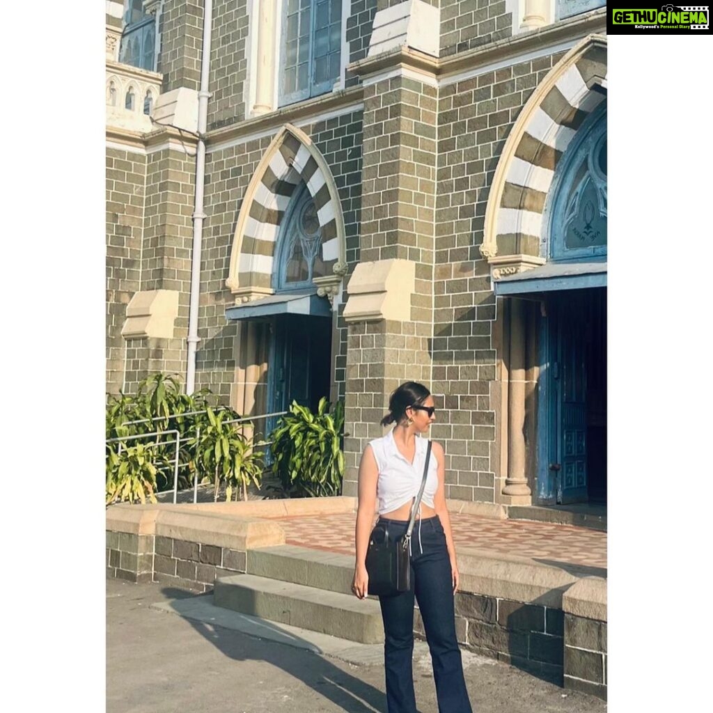 Hitha Chandrashekar Instagram - Are you ready to Sunday?💃🏻✨ Mount Mary's Church, Bandra. Mumbai