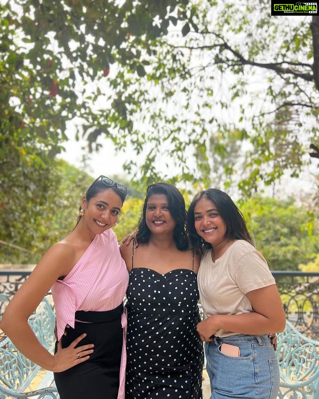 Hitha Chandrashekar Instagram - Made this Bangalore visit worth it With ‘em girls ✨❤️