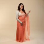 Hitha Chandrashekar Instagram - 🍣 Thank you @mayarthaproductions for this shoot ❤️ Absolutely cannot get over this look :) Saree & Blouse @kalasthreebytejaswinikranthi Makeup by @makeupdiaries_by_ashwini Hair @colourup_by_harshi #loveandgratitude