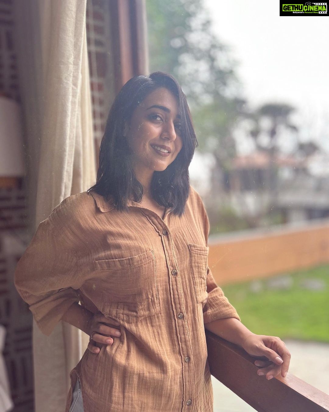 Hitha Chandrashekar Instagram - 🪽 ostel.in