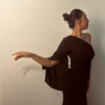Hitha Chandrashekar Instagram - Take a pose, make it art🤌🏻🤷🏻‍♀️ PC @kiran_srinivas_official
