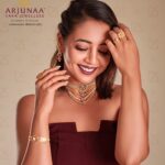 Hitha Chandrashekar Instagram - Our muse @thehithaceee dons on a multi-string beauty with her elevated casuals with @arjunaa_jewellers for a look which in her own words , "is very me". Super light and perfect for casual social gatherings, don't miss the lovely accessories that go with Hitha's necklace! #bangles #earrings #necklace #fashion #jewellery #jwellery #bestjewellery #goldjewellery #nakshwork #engagementring #engagementrings #bridaljewellery #bridalring #weddingjewellery #weddingring #bridal #engagement #goldengagementring #goldengagementrings #jewellery #jewelry #gold #golden #goldjewellery #goldjewelry #arjunaa