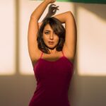 Hitha Chandrashekar Instagram - FASHUN MODAL 🤓 Hair and Makeup @makeupdiaries_by_ashwini Outfit @khushichandrashekar Photography @crocado Lighting #TheSun 🌞 #loveandgratitude