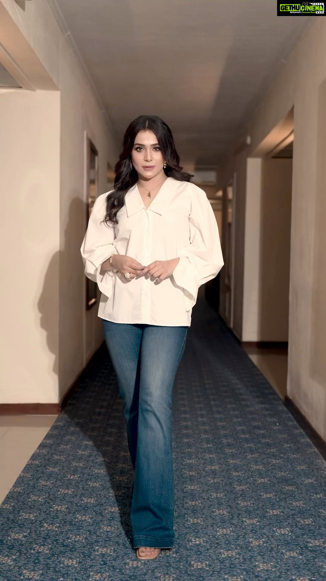 Humaima Malick Instagram - @umerrasheid @noor.ghumman @nadiahussainsalon.dha.lhr @sherni.co @salsajeansofficial