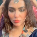 Humaima Malick Instagram – Jindo first day on set 🫶 @mishasaqib Thankyou for making me look beautiful and our Zara on makeup ! #jindo