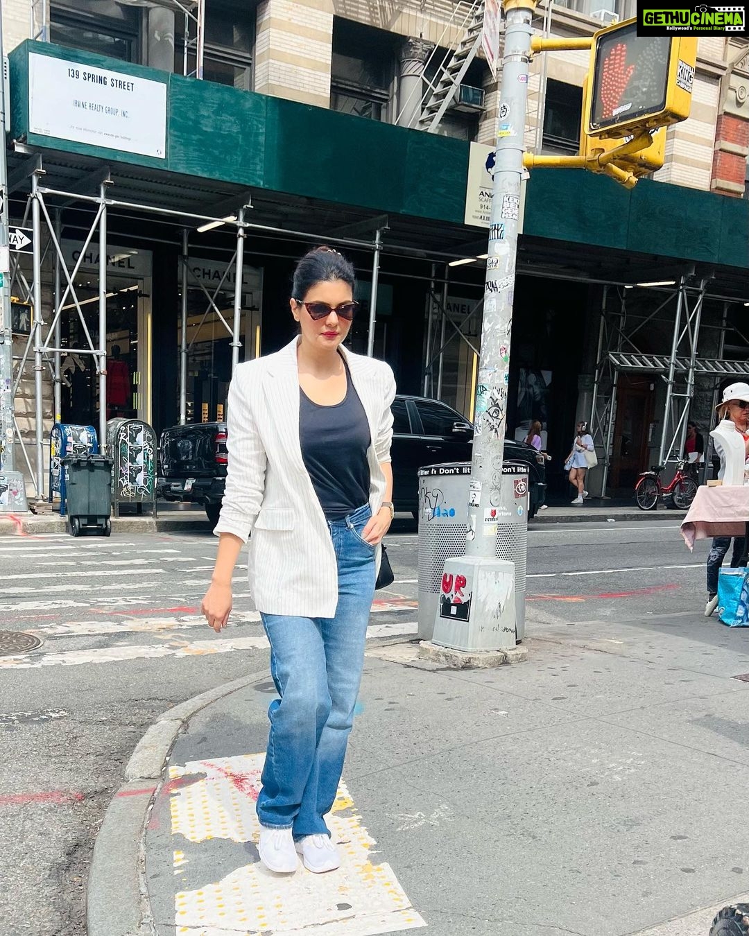 Ihana Dhillon Instagram - Chaos makes the muse. New York, N.Y.