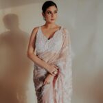 Isha Malviya Instagram - Timeless Style!⌛️ . Shot by: @purumehtaa Assisted by-: @sounak_7700___ @guri9465 Makeup: @makeupbynainagoel Hair: @shabana_sheikh_11 Stylist: @isshhhbykhwaish @khwaish_mehta Outfit: @frontierphagwara Location: @summerhousestudio_ Team: @insyncdigitals @palakgandhi_ . #ishamalviya #saree #mondaypost