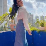 Isha Malviya Instagram - This song has my heart!😍🕺🏻 #chaleya #jawan . Makeup and Hair @makeoverbysejalthakkar Location - @mumbaicoworking
