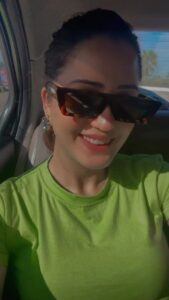 Isha Rikhi Instagram - Go with flow ✌🏻💚