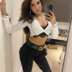 Ishita Raj Sharma Instagram - Dump photos not people! 🌚