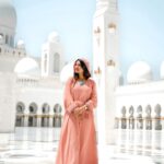 Ivana Instagram - The last set from the twins trip☀️🩵☁️ @touronholidays @burjalarab @jumeirahgroup #letstouron#InsideBurjAlArab #OriginalHomeOfLuxury #goldenhour