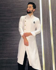 Jackky Bhagnani Instagram - 🤍 

Outfit - @shantanunikhil 
HMU - @luv_hans77