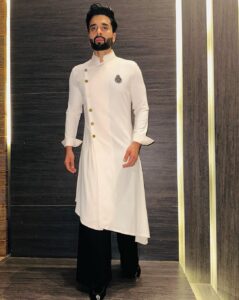 Jackky Bhagnani Instagram - 🤍 

Outfit - @shantanunikhil 
HMU - @luv_hans77