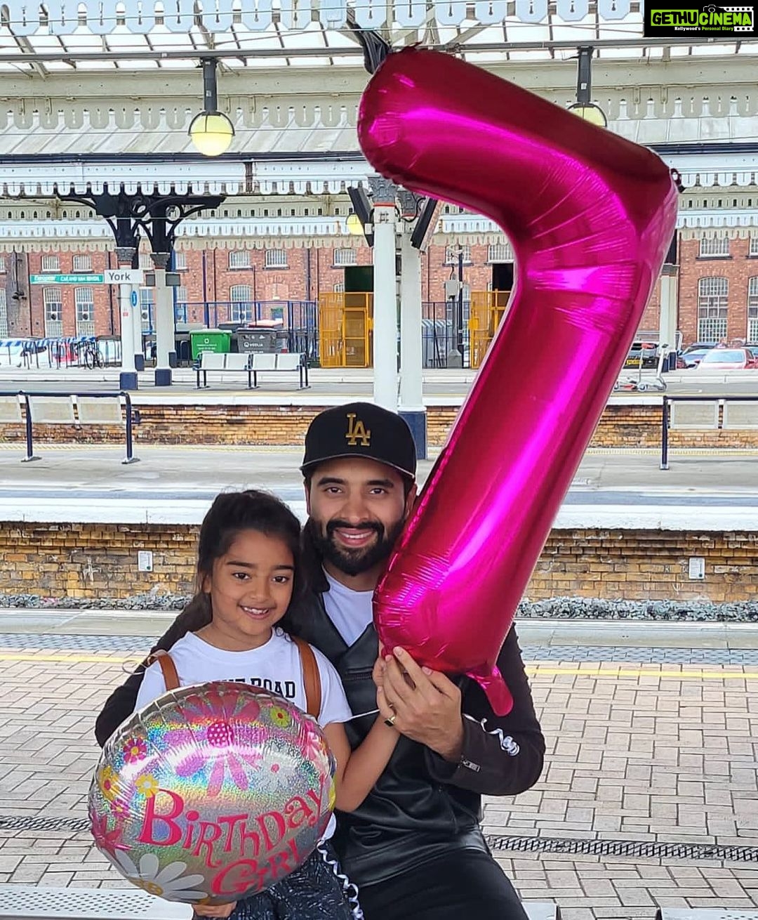 Jackky Bhagnani - 56.5K Likes - DIVI my darling #happybirthday my child ❤️❤️❤️your 7th birthday and it. Only feels like yesterday that you were born 🤗you walk and talk like an adult and I learn so much from you every day ❤️may you fly and dream and always know MAMA is always there for you ❤️❤️💕🤗