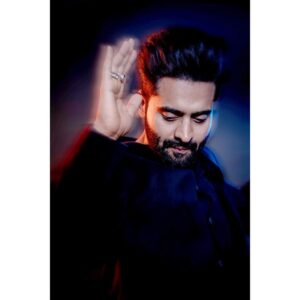 Jackky Bhagnani Instagram - Elevating Elegance: A Masterclass in Style and Sophistication.

Outfit @kunalrawalofficial
Bracelet @tribebyamrapali
Shoes @aldo_shoes

Styled by @anshikaav
Assisted by @roshiijain @bhatia_tanisha
HMU - @luv_hans77 
Shot by @bhushangavasofficial