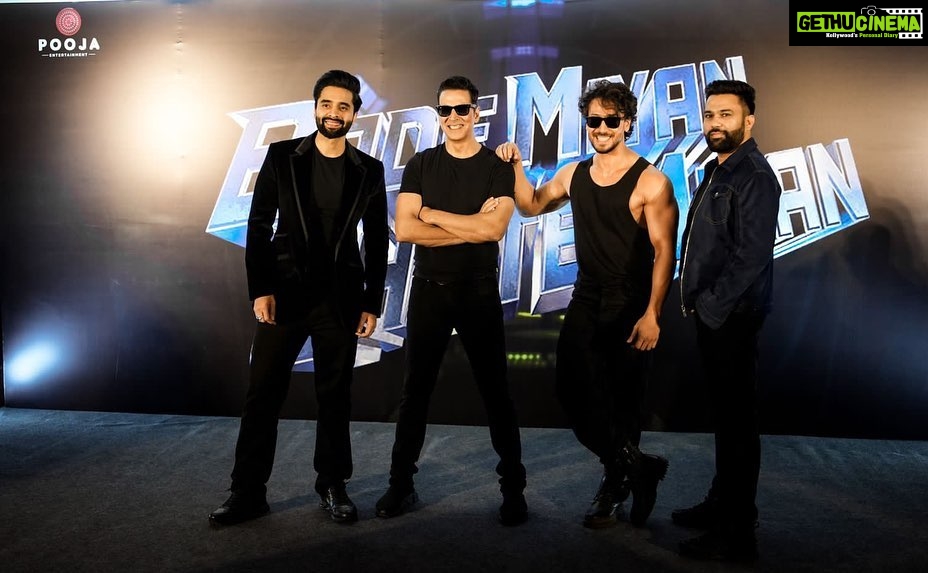 Jackky Bhagnani Instagram - After months of toiling, dreaming and strategizing, we are ready to begin this massive ambitious journey. Truly humbled and honoured to stand alongside my ‘Bade’ and ‘Chhote’ without their nod my dream to achieve this wouldn’t have come true. @akshaykumar @tigerjackieshroff I’m overwhelmed and it’s a moment of immense pride and joy for us at Pooja Entertainment. Love, adore and respect these two and I can’t wait for the audiences to see what we have in store. Wouldn’t have been possible without our captain @aliabbaszafar! He is ready to now bestow his magic on ‘Bade Miyan Chhote Miyan’, our biggest and most ambitious project! So thankful to my Dad @vashubhagnani for believing and backing us and to my entire team and everybody associated with this film. Can’t wait to roll on this one ✨🤍😇 @therealprithvi @pooja_ent @deepshikhadeshmukh @ihimanshumehra #BMCM #Rolling #LetsBegin