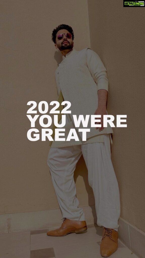 Jackky Bhagnani Instagram - 2022 you’ve been special! Raring and Roaring to Go, Bring it on 2023...