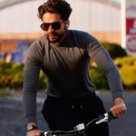 Jackky Bhagnani Instagram - Get. Set. Go!