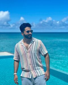 Jackky Bhagnani Instagram - Getting my dose of vitamin sea 😉