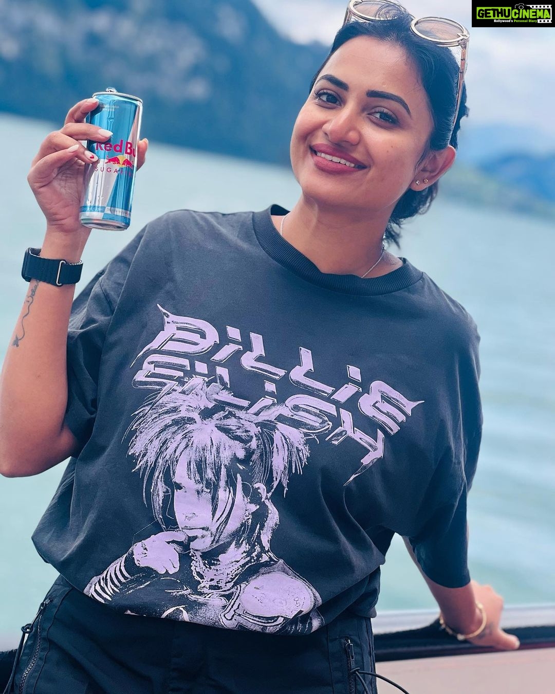 Janani Ashok Kumar Instagram - Detachment in a relationship is probably the most real type of love ❤️ It would seem that there is a pattern of relationships that we should all follow. We meet, we kiss, we chat, we spend more time together. We say I love you to each other, we meet our respective families, we move in and of course, we will probably end up in a civil partnership or married. Detachment in a relationship means you love the person for who they are and not because you expect the person to love you back. And it also means that you want to enjoy everything you can with your partner as much as possible because there is no guarantee that these opportunities will always be there. The detachment in a relationship is purely the ability to love someone freely. Both people can come and go as they please. Without ever feeling like there is an expectation for a specific set of behaviors. Detachment in love means recognizing our feelings for another person. It doesn’t matter the action, the choice or the result. This is probably the most real type of love. - PC: @madhumitha_sivasankar Lake Lucerne - Lucerne, Switzerland