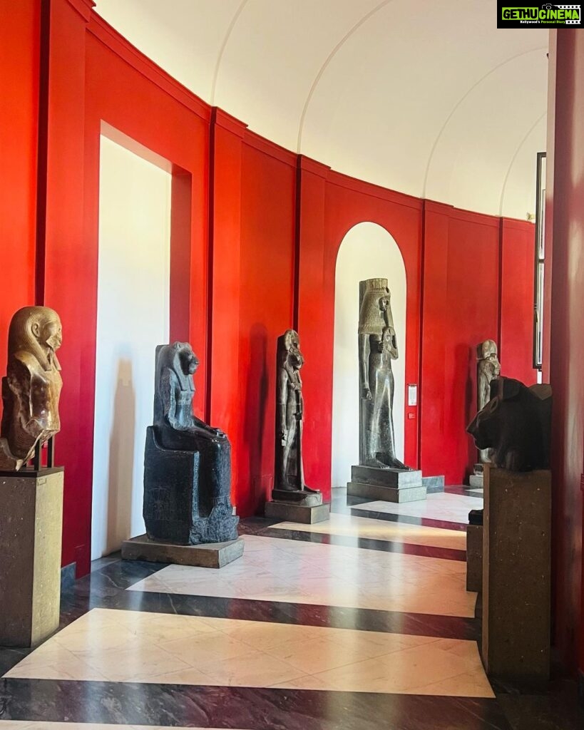 Janani Ashok Kumar Instagram - In one word I call this place a “masterpiece” - #vaticanmuseum #rome #italytravel #memoriesforlife Vatican Museums - Musei Vaticani