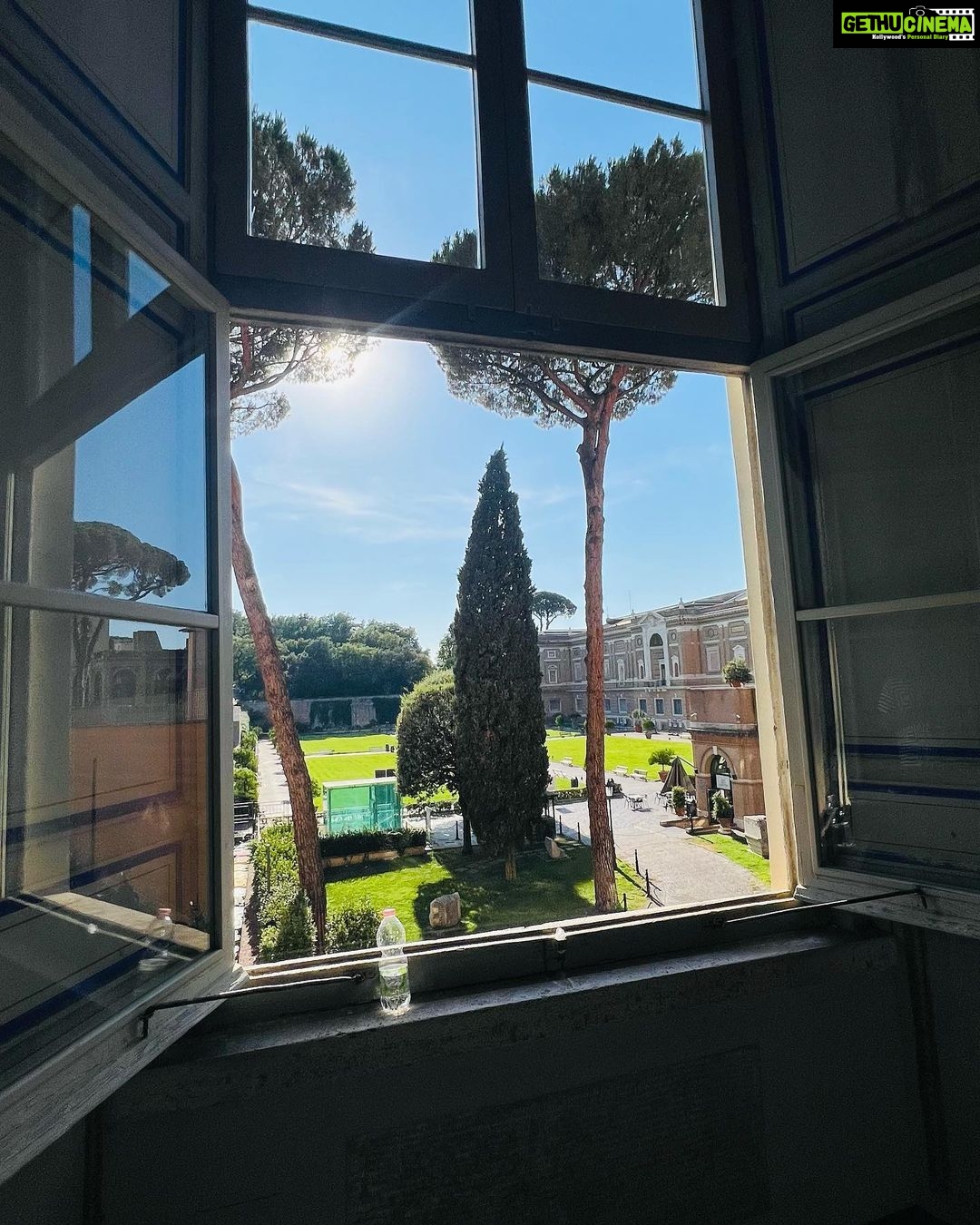 Janani Ashok Kumar Instagram - In one word I call this place a “masterpiece” - #vaticanmuseum #rome #italytravel #memoriesforlife Vatican Museums - Musei Vaticani
