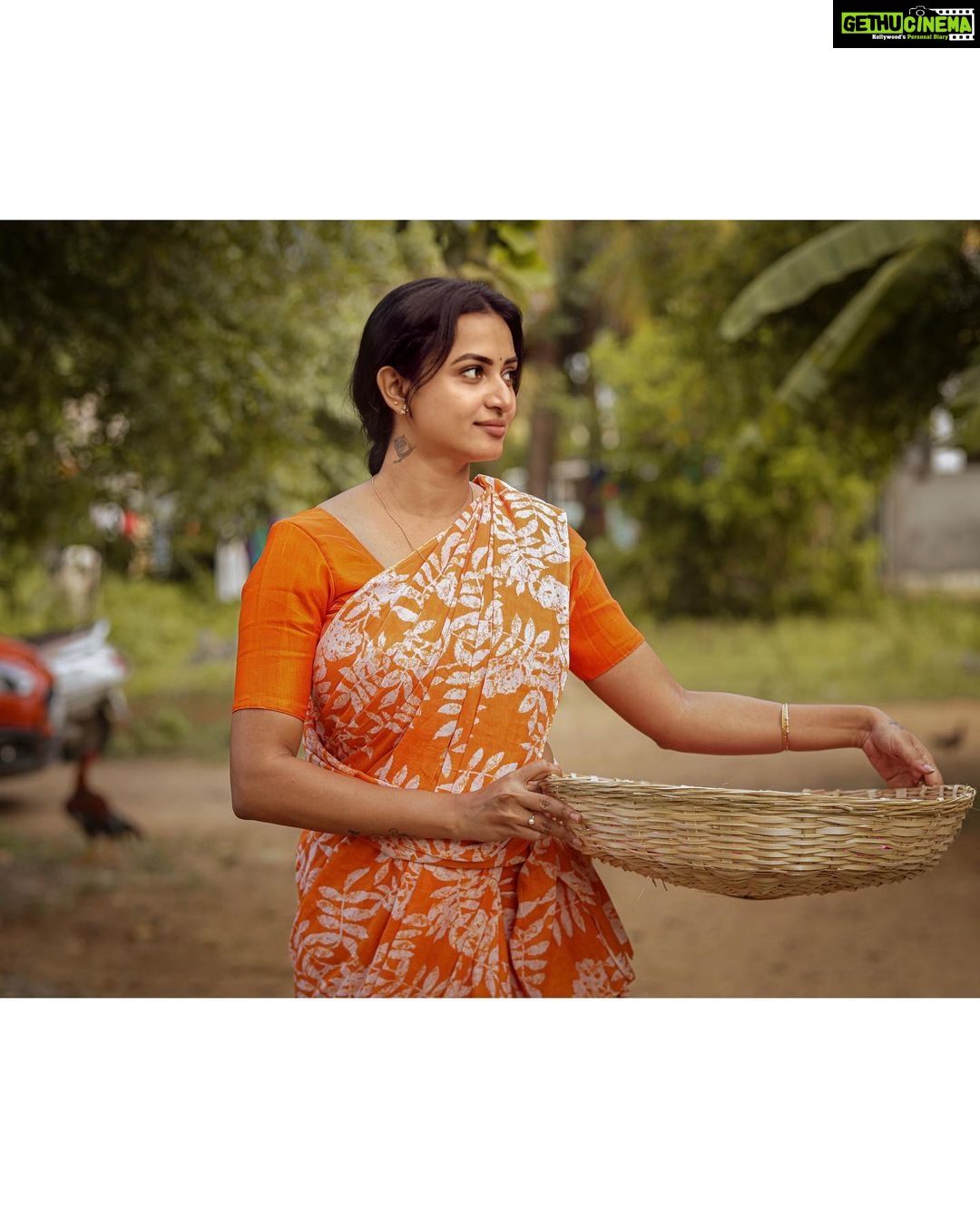 Janani Ashok Kumar Instagram - One of my most favourite shoots in the recent times ๐งก๐ค - ๐ธ: @gk_.photography._