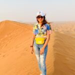 Janani Ashok Kumar Instagram - One fine moment down the memory lane #jananiashokkumar #desertsafari #dubai🇦🇪 Desert Safari Dubai