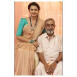 Janani Ashok Kumar Instagram - 🧿🧿🧿 - “In the darkest days, when I feel inadequate, unloved and unworthy, I remember whose daughter I am and I straighten my crown.” You gave me the greatest gift anyone could ever give, You believed in me..! I’ve learned a lot of things from you, whatever be the work you’ve always given your heart & soul & did with at most perfection. From my early childhood days till my adolescence I’ve never seen you take break from work even for one day, now all I wish is for you to rest on my shoulders for the rest of your life that’s how much I love you for all the sacrifices you’ve done for us 🥹🫶🏼 Thank you daddy you’re the reason for who I’m today I’ll always make you proud. I love you to the moon & the back 🤗🙏🏼 - 📸: @gk_.photography._ Jewellery: @methurna_collections #happyfathersday #jananiashokkumar Coimbatore, Tamil Nadu