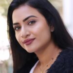 Janani Ashok Kumar Instagram – 𝖭𝗈𝗍𝖾 𝖳𝗈 𝖲𝖾𝗅𝖿：
𝖸𝗈𝗎 𝖽𝗈𝗇’𝗍 𝗁𝖺𝗏𝖾 𝗍𝗈 𝖻𝖾 𝗀𝗈𝗈𝖽 𝖾𝗇𝗈𝗎𝗀𝗁 𝖿𝗈𝗋 𝗉𝖾𝗈𝗉𝗅𝖾 𝗍𝗈 𝗅𝗈𝗏𝖾 𝗒𝗈𝗎．
𝖡𝖾 𝗀𝗈𝗈𝖽 𝖾𝗇𝗈𝗎𝗀𝗁 𝖿𝗈𝗋 𝗒𝗈𝗎𝗋𝗌𝖾𝗅𝖿，𝖿𝗈𝗋 𝗒𝗈𝗎 𝗍𝗈 𝗅𝗈𝗏𝖾 𝗒𝗈𝗎 ♥︎♥︎♥︎
–
📸: @raghul_raghupathy Pondicherry – பாண்டிச்சேரி
