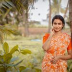 Janani Ashok Kumar Instagram – 📸: @gk_.photography._ 
–
🧡🤍🧡 Coimbatore, Tamil Nadu