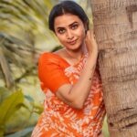 Janani Ashok Kumar Instagram – 📸: @gk_.photography._ 
–
🧡🤍🧡 Coimbatore, Tamil Nadu
