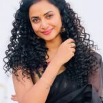 Janani Ashok Kumar Instagram – 𝐈 𝐜𝐚𝐫𝐫𝐲 𝐦𝐲 𝐠𝐫𝐚𝐜𝐞 𝐣𝐮𝐬𝐭 𝐥𝐢𝐤𝐞 𝐭𝐡𝐢𝐬 𝐬𝐚𝐫𝐞𝐞!
#𝐨𝐨𝐭𝐝 #𝐬𝐚𝐫𝐞𝐞 #𝐬𝐚𝐫𝐞𝐞𝐥𝐨𝐯𝐞 Chennai, India
