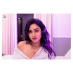 Janani Ashok Kumar Instagram – 𝐅 𝐈 𝐄 𝐑 𝐂 𝐄 𝐋 𝐘  𝐀 𝐓 𝐓 𝐑 𝐀 𝐂 𝐓 𝐈 𝐕 𝐄 ❤️‍🔥
–
📸 : @raghul_raghupathy 
Retouch: @retouch_by_gokul 
Satin shirt: @hm 
Chain: @methurna_collections
Location: @defleurhotel Pondicherry – பாண்டிச்சேரி