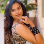 Janani Ashok Kumar Instagram – ♥️✨💫
#love 
Wearing: @onlinegits
Bangles: @methurna_collections Chennai, India