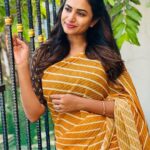 Janani Ashok Kumar Instagram – There isn’t a single person on this planet, who’s entitled to treat you like a shit.
Remember that!
Wearing: @shree_roopacollections Chennai, India