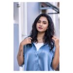 Janani Ashok Kumar Instagram – Note to Self:
Don’t seek to be relevant or liked,
Seek to be undeniable.
Seek to be compassionate.
Seek integrity.
Seek humility.
Seek light..!
–
📸: @raghul_raghupathy 
Retouch: @retouch_by_gokul
Wearing : @hm Pondicherry – பாண்டிச்சேரி