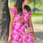 Janani Ashok Kumar Instagram – ⵊɴ ᴛʜᴀᴛ Pᴀʀɪs ɪɴ ᴛʜᴇ Sᴘʀɪɴɢ ᴡᴇ ꜰᴏᴜɴᴅ ᴡʜᴀᴛ ᴡᴇ ʜᴀᴅ ʟᴏsᴛ ᴛʜᴇ ᴛʀᴜᴛʜ ᴀʙᴏᴜᴛ ᴍᴀɢɪᴄ.
ATTⵊCUS
📸: @madhumitha_sivasankar 
Wearing: @myntra 
Shoe: @pumasportstyle @puma Paris, France