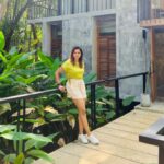 Janani Ashok Kumar Instagram - Memories of Krabi Thailand 🇹🇭 💚🤍 Villa Thalanena