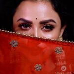 Janani Ashok Kumar Instagram - Team: @vijiknr @poovai_bridal_flowers @nirali_design_house @crackjackphotography