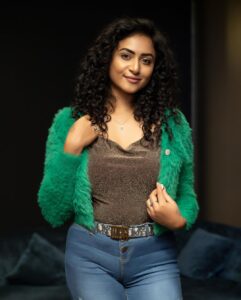Janani Ashok Kumar Instagram - Hope Better Times Are Coming 🫰🏼
-
📸: @nvn_photography446
