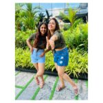 Janani Ashok Kumar Instagram - Travelling back in time to one of our favourite memories of 2022 😇💫🌸 #familytime @keetsmakeoverboutique @visnu.sarwin @santhanalakshmiashok Sheraton Grand Chennai Resort & Spa