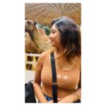 Janani Ashok Kumar Instagram – A random baby girl started making eye contact with me I smiled at her and she couldn’t stop smiling ☺️ she is so cute, I couldn’t resist myself from grabbing her this close & I asked her mom to click a few pics she absolutely made my day 💯❤️
Swipe next to see the way she looks at me ohhh myyyy goddd 🫠🫠🫠
–
.
.
.
#photodump #bangkokdiaries #memories #memoriesforlife ซาฟารีเวิลด์ Safari World and Marine Park