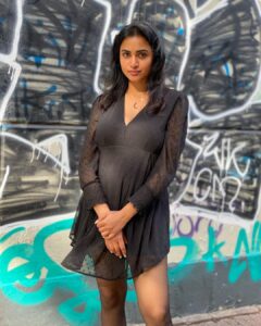 Janani Ashok Kumar Instagram - And then it happens... One day you wake up and you’re in this place. You’re in this place where everything feels right. Your heart is calm. Your soul is lit. Your thoughts are positive. Your vision is clear: You’re at peace, at peace with where you’ve been, at peace with what you’ve been through and at peace with where you’re headed. #healingisajourney #enjoythejourney #liveinthemoment - 📸 : @madhumitha_sivasankar Amsterdam City Central