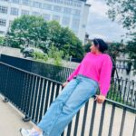Janani Ashok Kumar Instagram - 💞 📸: @madhumitha_sivasankar Rheinfall Schaffhausen (Schweiz)